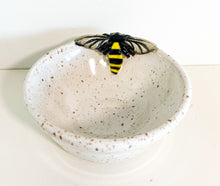 Load image into Gallery viewer, Bee nesting dip bowl (small)
